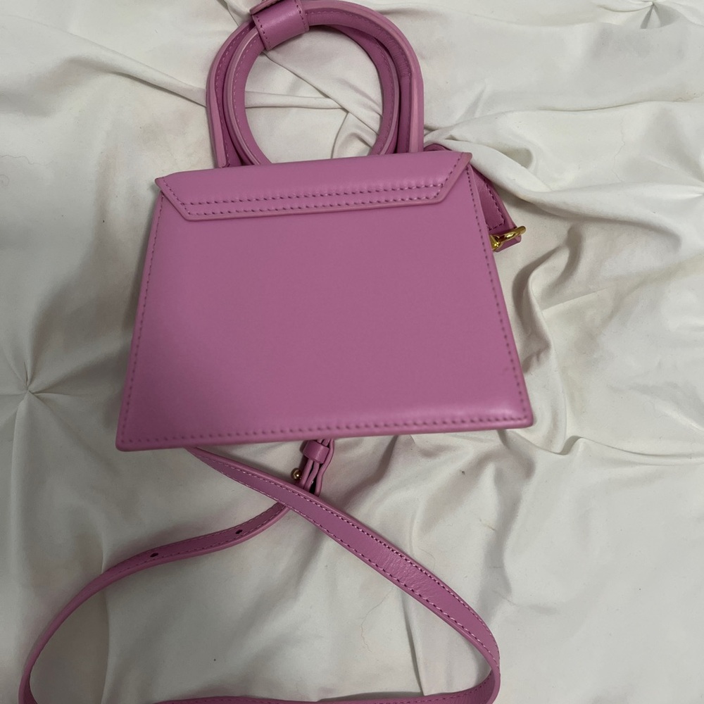 Jacquemus Pink Mini Bag with Structured Design and Top Handle - Picture 4 of 11